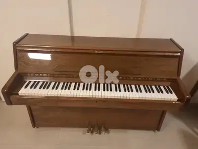 Vintage Piano