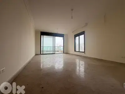 Apartment For Sale in Mar Eliasشقة للبيع في مار الياس