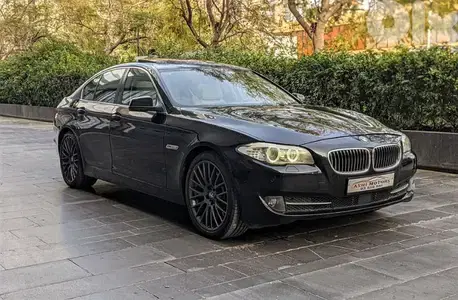 BMW 528 i Luxury package V6 2011 / Germany source مسكرة زوائد
