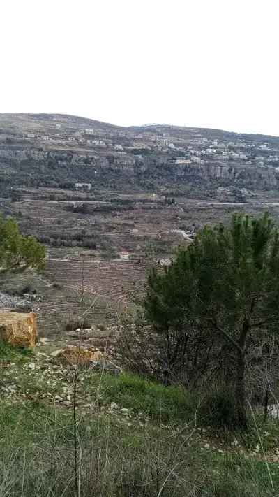 Land for sale in Chouf أرض للبيع في البيرة الشوف