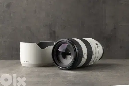 Sony FE 70-200mm f/4 Macro G OSS II - Like New