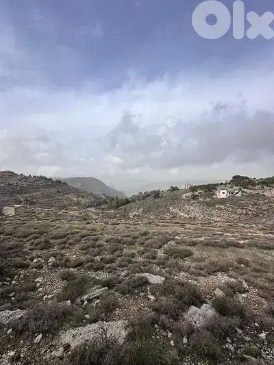 Land for sale in kfar Nabrakh عقار للبيع في كفر نبرخ الشوف