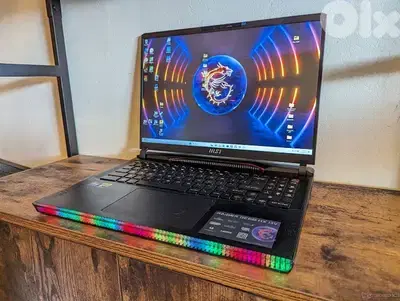MSI Raider Ge68hx 13vf gaming laptop