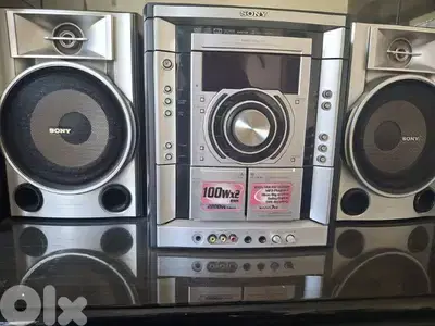 cd k7 radio . . .