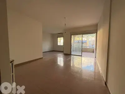 3-bedroom apartment in Jounieh Sarba for sale