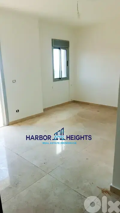 Apartment for Sale in Kfar Mashoûn - شقة للبيع في كفر مشعون