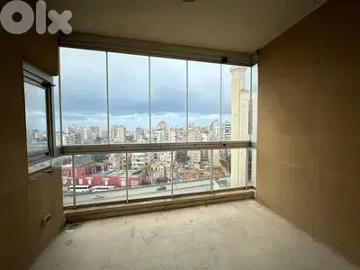 240m2 apartment for sale in Cornich Al Mazraa