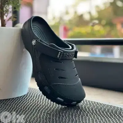 Authentic YUKON Crocs