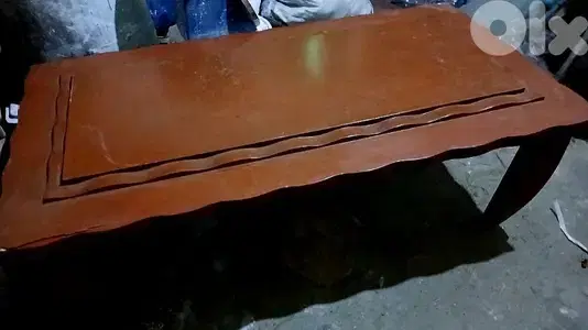 طاولة كرزي