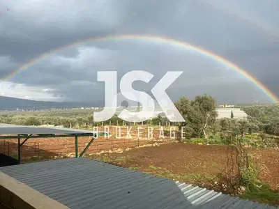 L21013 - 6,334 SQM Land with Farm For Rent in Zgharta