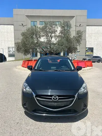 Mazda 2 MY 2017 From company lebanon 75000 km only !!!