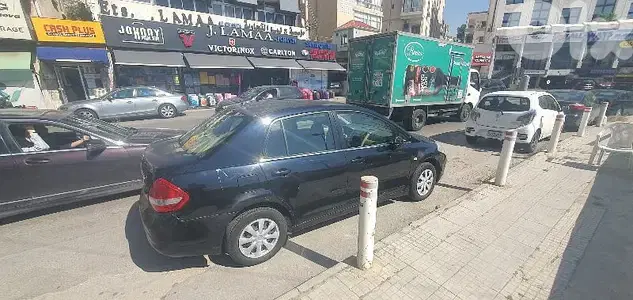 Nissan Tiida 2008