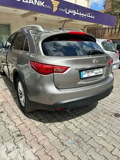 Infiniti Fx series 2011