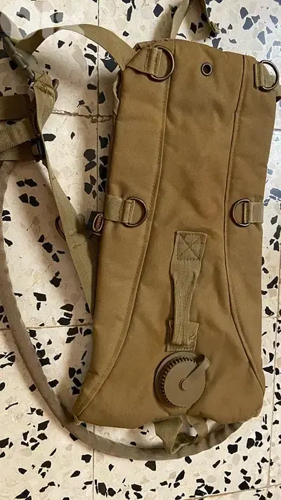 حقيبة مياه
