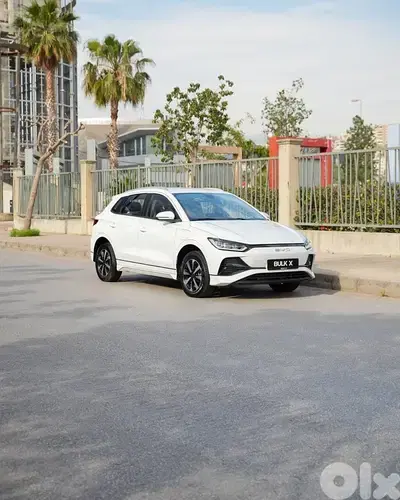 BYD E2 ( Full Electric ) - 2024 MY - 405 Km Range