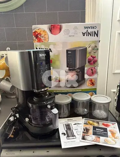 Ninja Creami Almost new with 3 containers