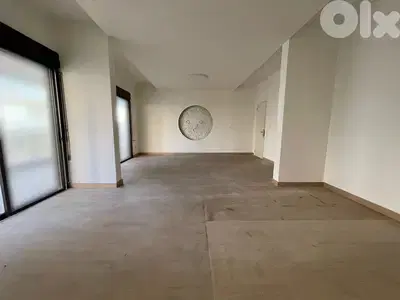 Office for Rent in Sodeco مكتب للإيجار في سوديكو