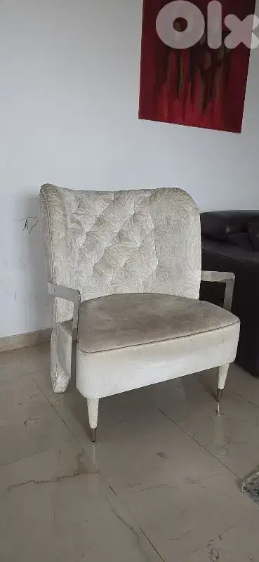 2 twins armchair