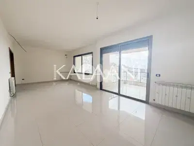 Apartment for sale in Mazraat Yachouh | شقة للبيع في مزرعة يشوع