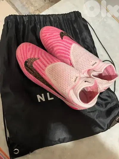 Selling a used football shoes