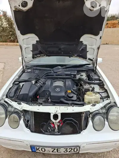 Mercedes-Benz E-Class 2001