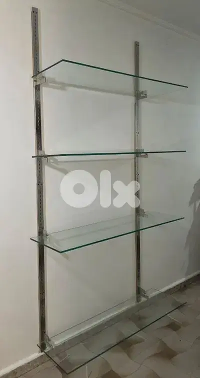 رفوف زجاج مع سكك واكسسوار Laminated glass shelves