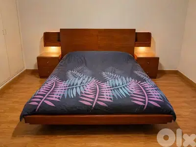 Complete Bedroom Set + Large Closet – Full Room Setup