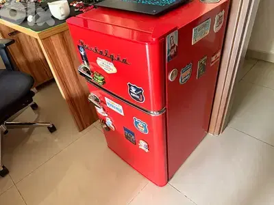Nostalgia Mini-Fridge