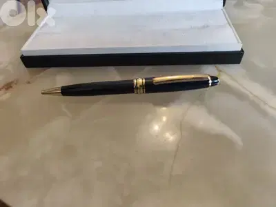 Montblanc Meisterstück Classique Ballpoint Pen with gold-coated trim