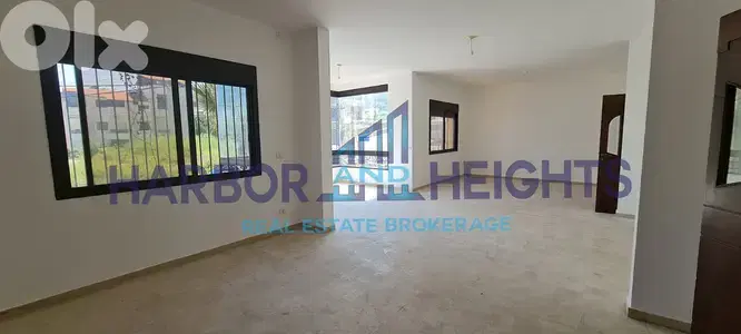 Apartment for Sale in Qennabet Broummana - شقة للبيع في قنابة برمانا