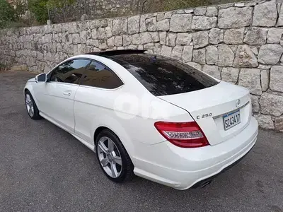 Mercedes-Benz C-Class 2012
