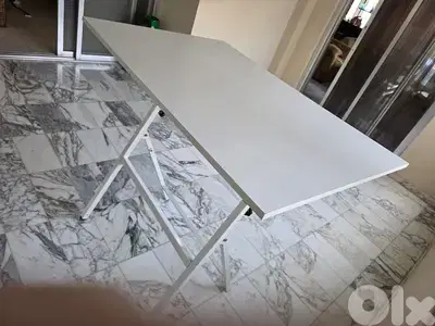 architecture table