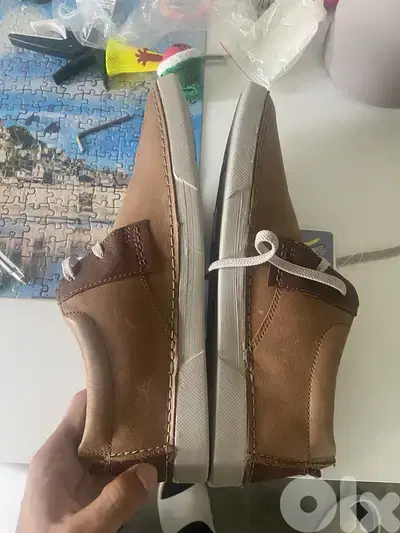Brand new by the tag clarcks edition gotten by hand from America