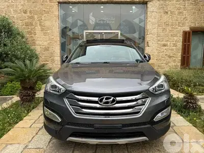 Hyundai Santa Fe V6 model 2013 from company Lebanon!!!