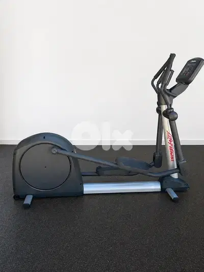 Lifefitness cross trainer