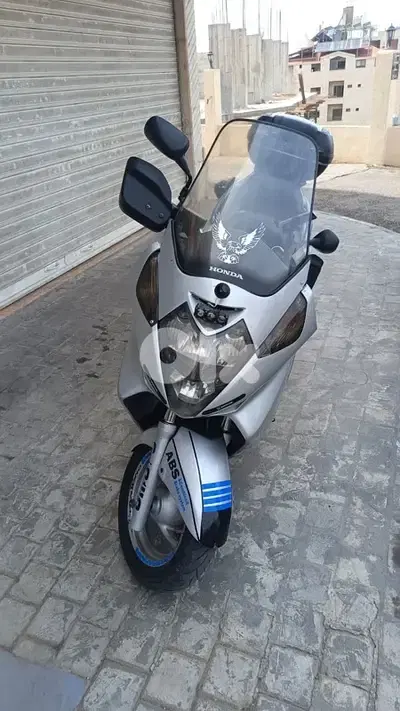 silver wing 600cc