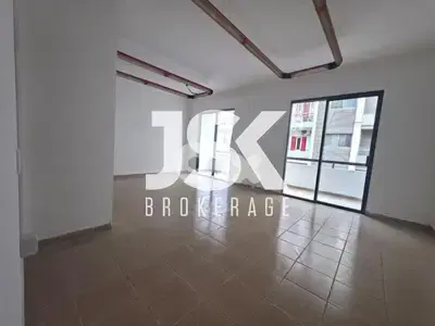 L21173 - 100 SQM Office For Rent in Achrafieh, Saydeh