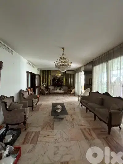 220 meter msaytbeh apartment for sale