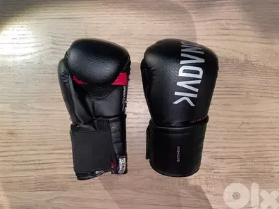 Boxing gloves