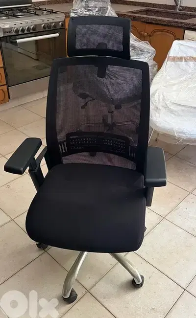2 Office chairs