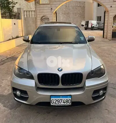 BMW X6  V8 cylinder special car