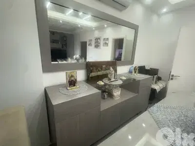 Full dinning set for sale