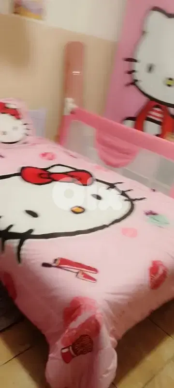 غرفة نوم بناتي مستعملة جديدة