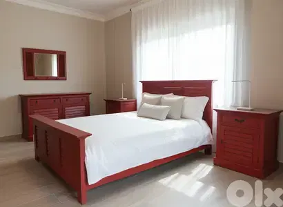Red Shutter Master Bedroom Set: Bed, 2 Nightstands & Dresser w/ Mirror