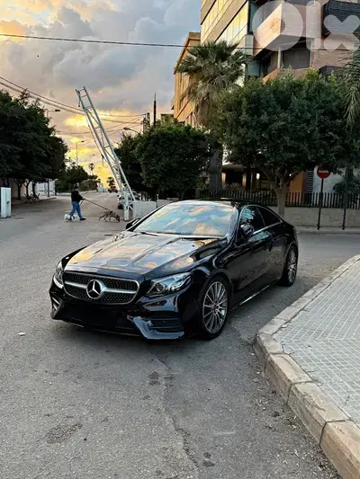 Mercedes-Benz 200 Series 2017 Mercedes-Benz 200 Series 2017