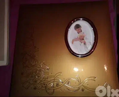 gold Pioneer photo album