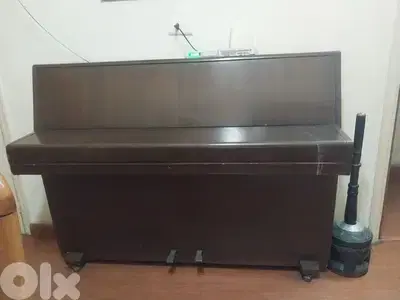 antique piano