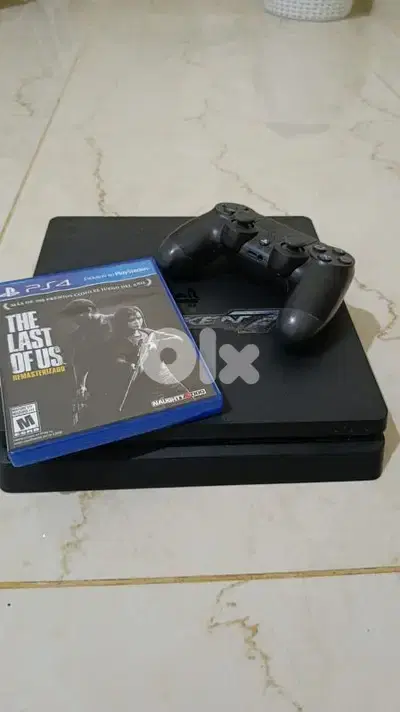 PS4 SLIM EDITION