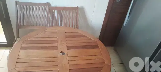 Dining table indoor/outdoor