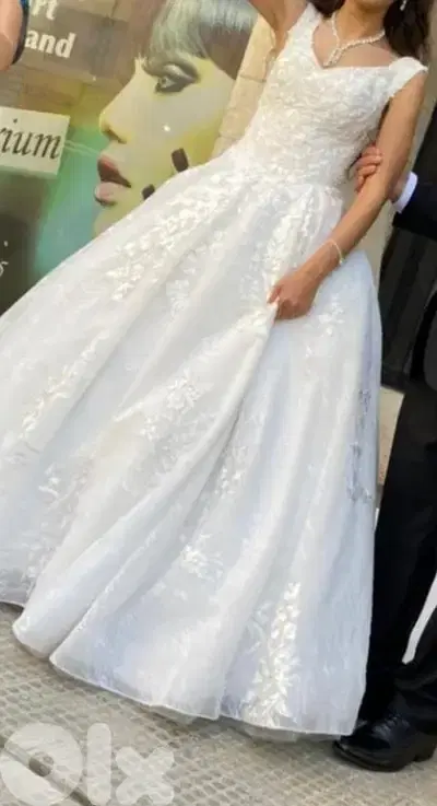 wedding dress